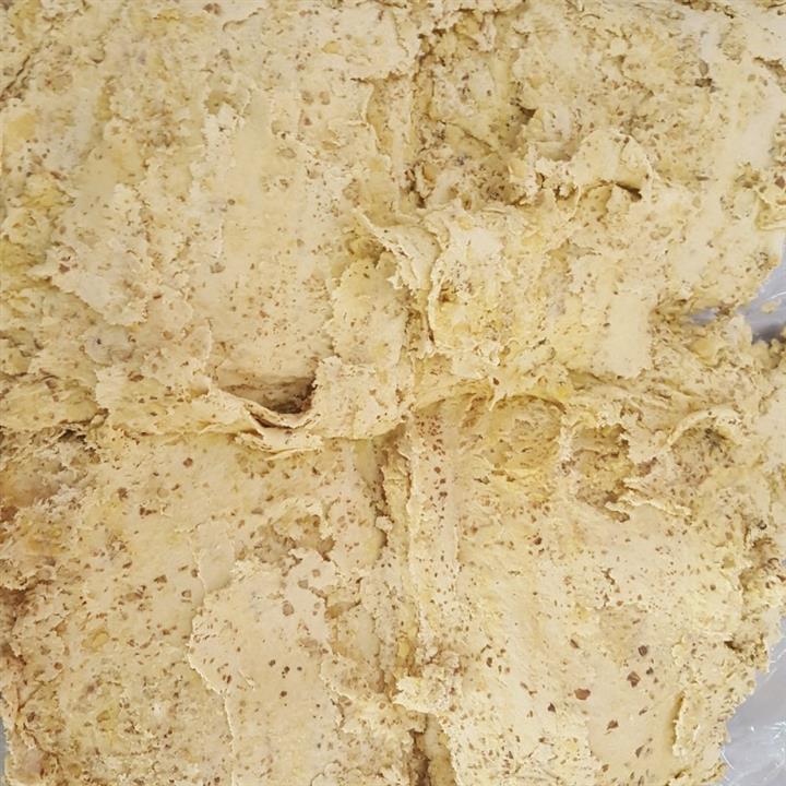 حلوا گردویی مخصوص تهیه شده با شیره انگور کاملا ارگانیک وپرمغز